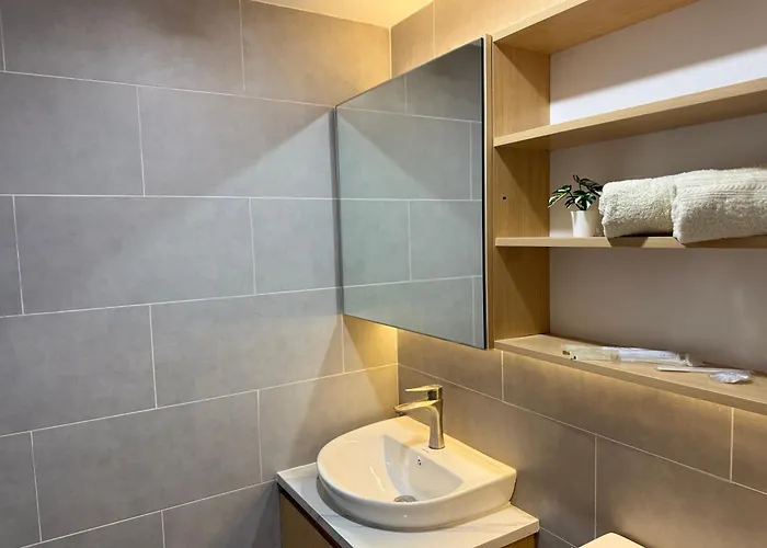 Aparthotel Bears Nook - Jtower Residences