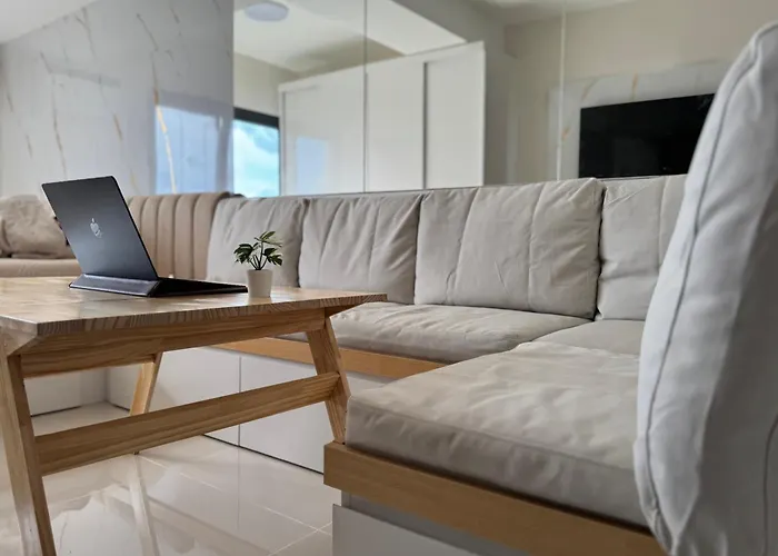 Aparthotel Bears Nook - Jtower Residences *
